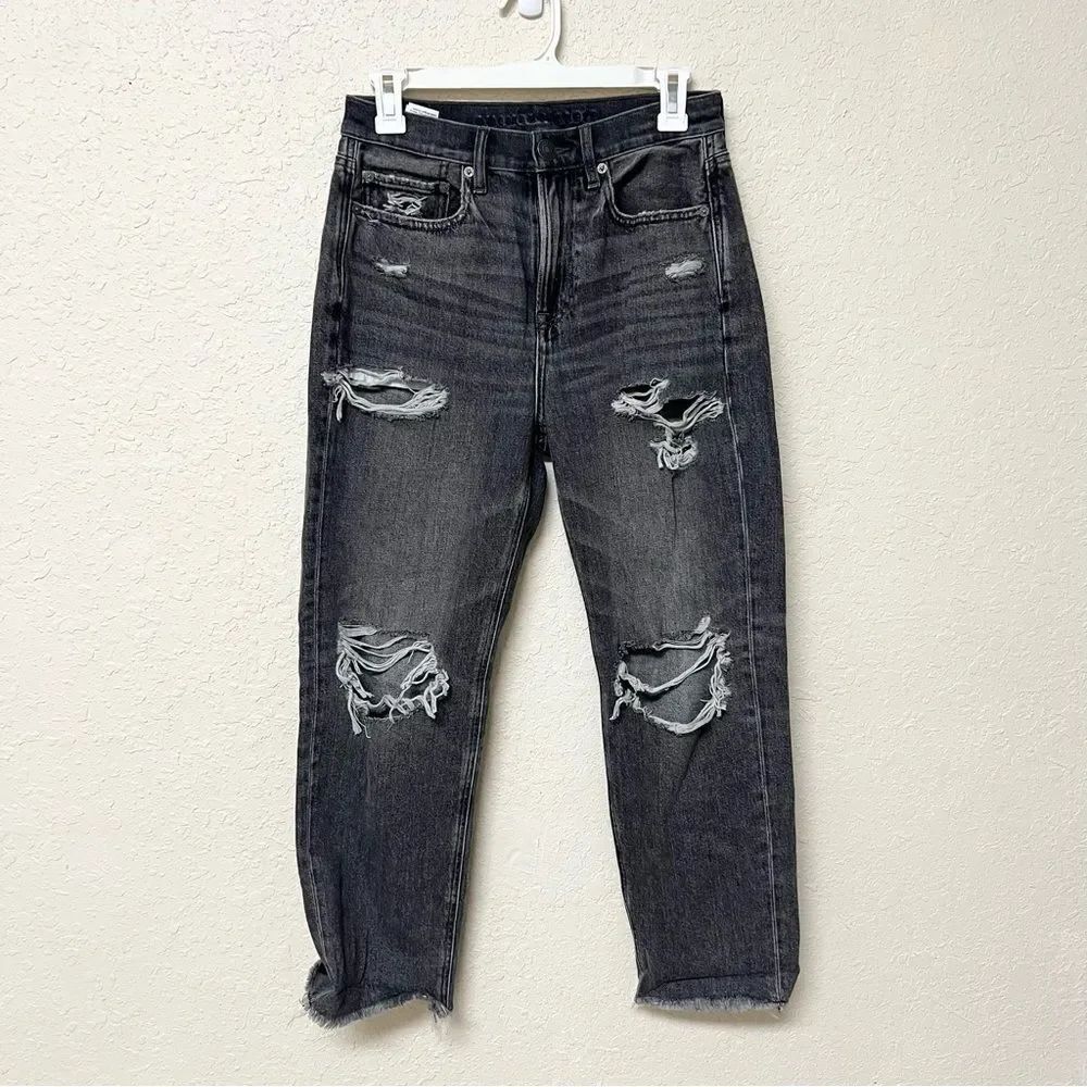 American Eagle 90s Highest Rise Boyfriend  Distressed Black Denim Jeans Size 4S